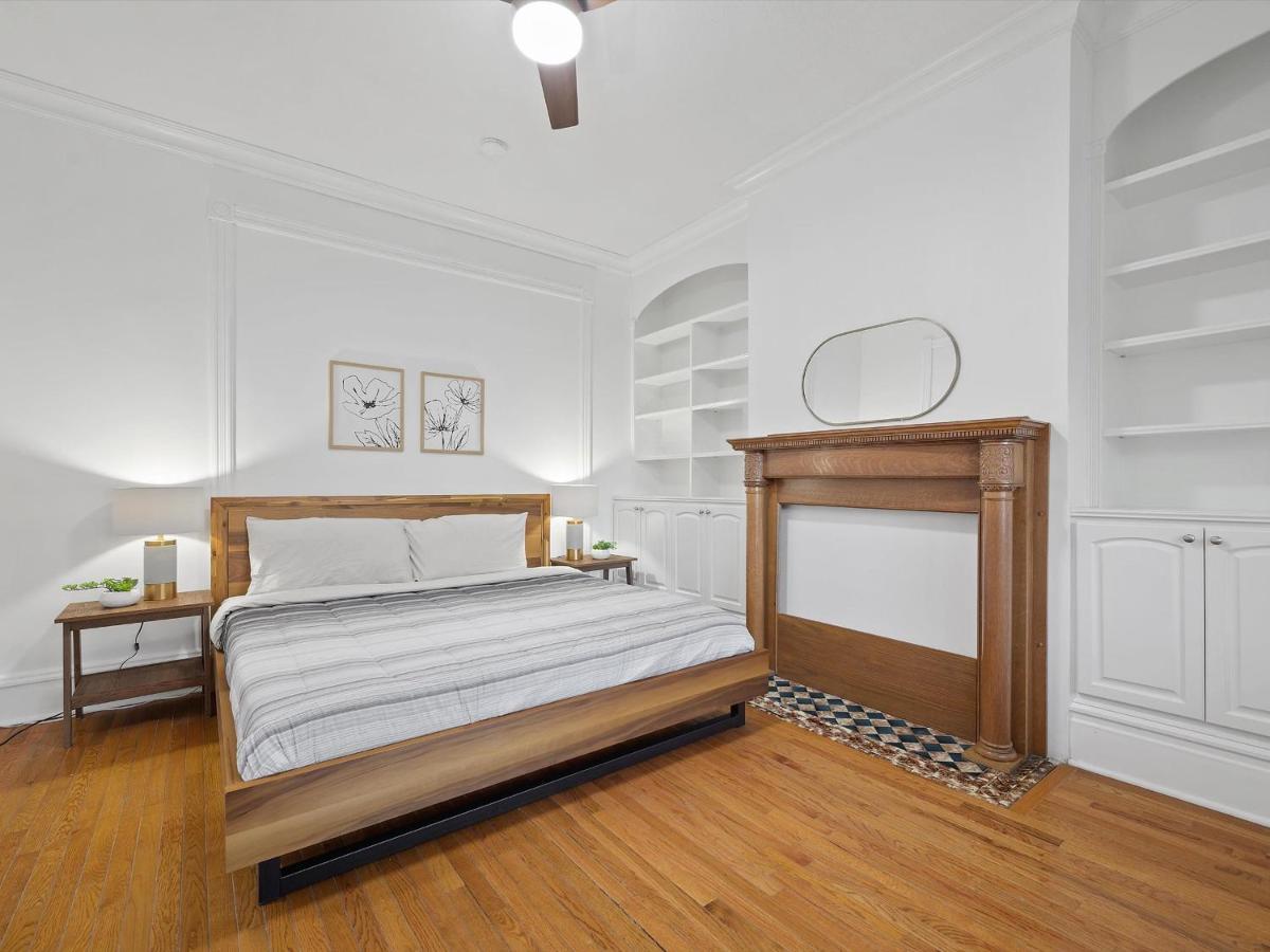 Hospedagem domiciliar Bloomfield/shadyside @e Stylish And Modern Private Bedroom With Shared Bathroom